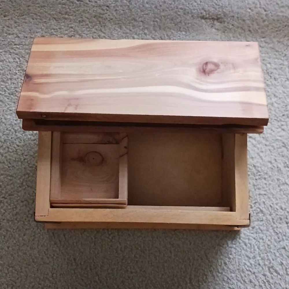 Vintage Handcrafted Small Jewelry Box/Chest
